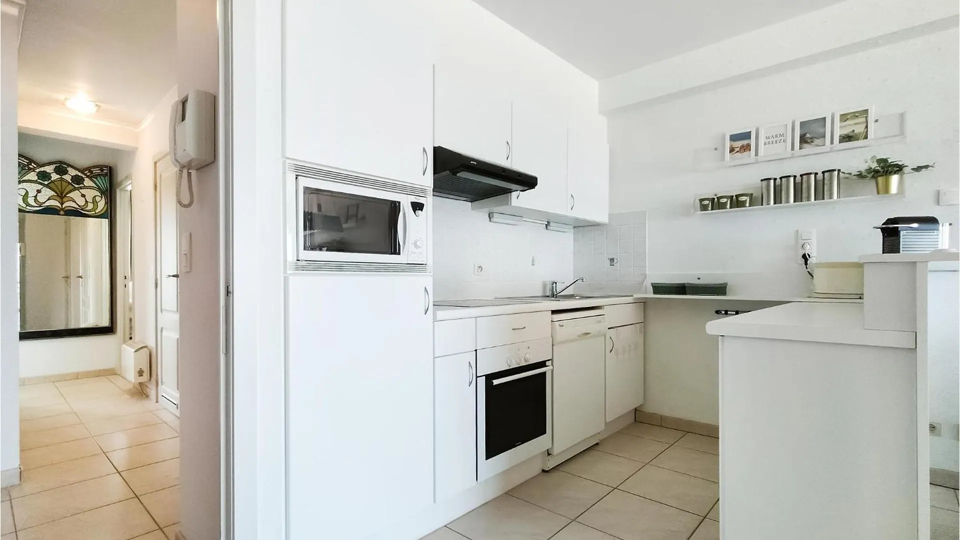 2 Bedroom Lovely Apartment In Oostende 0*, Ostend