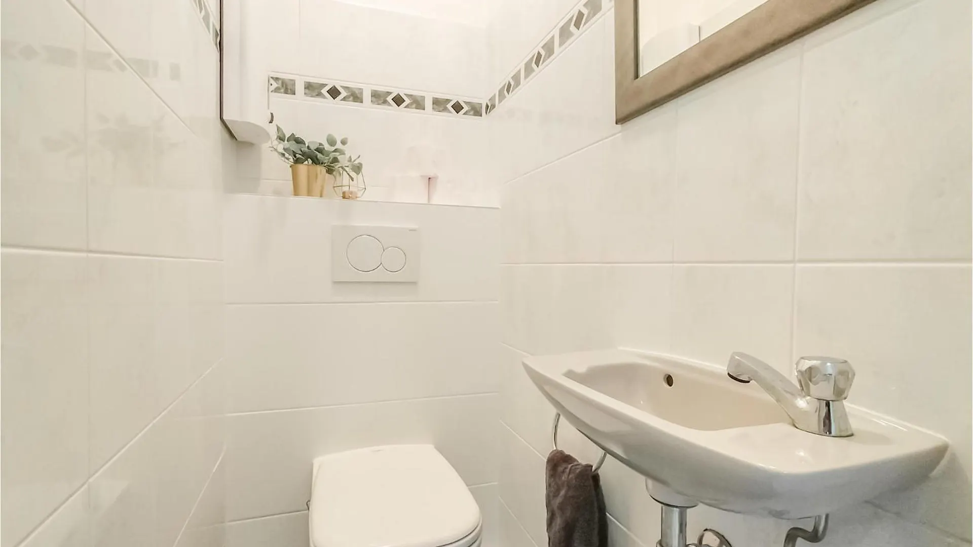 2 Bedroom Lovely Apartment In Oostende 0*, Ostend Bélgica