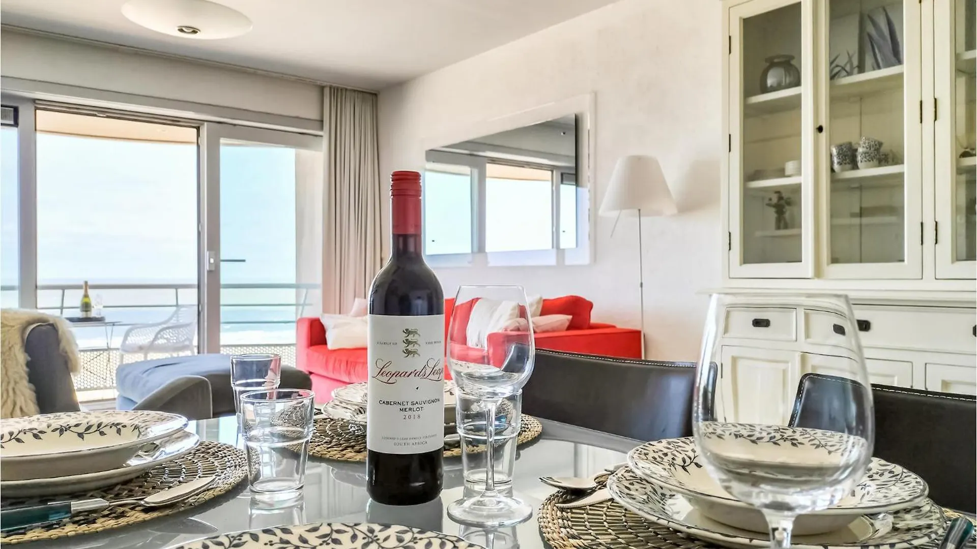 2 Bedroom Lovely Apartment In Oostende 0*, Ostend Bélgica