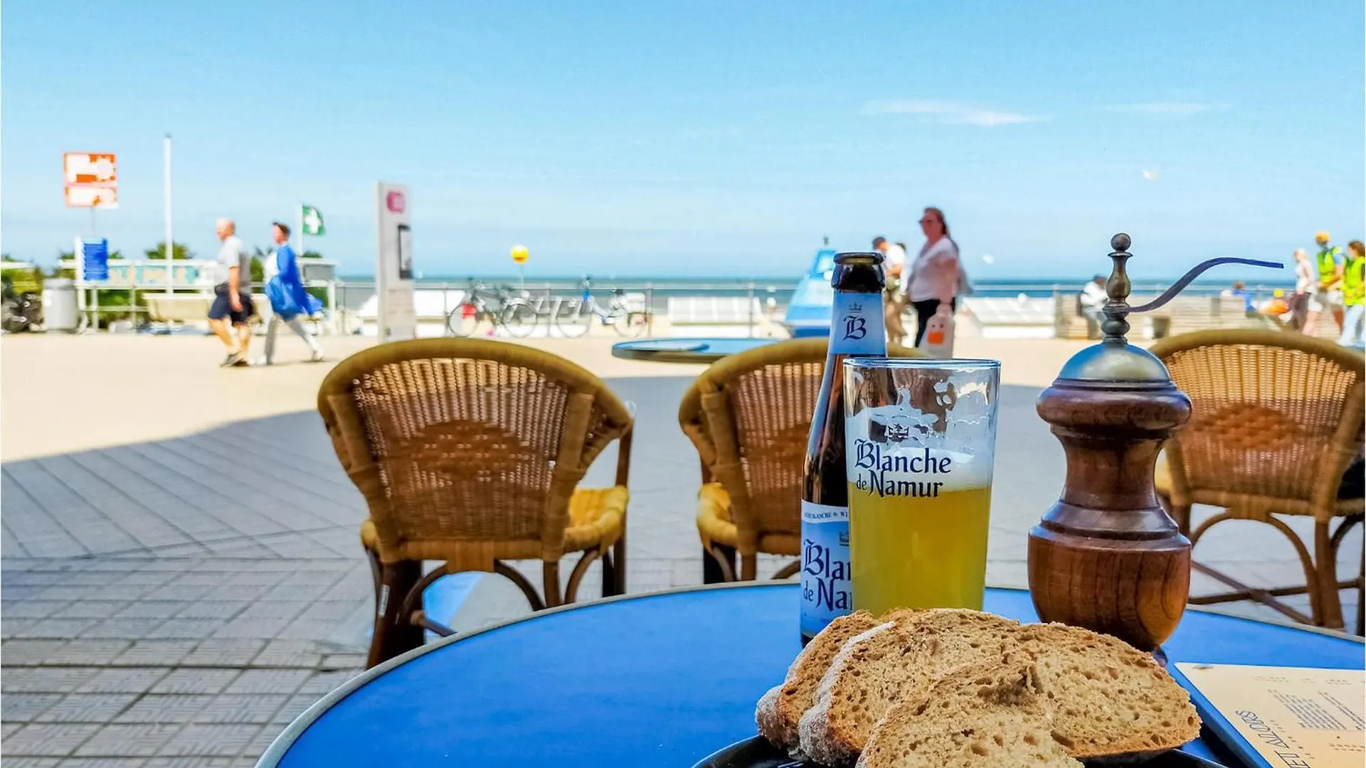 2 Bedroom Lovely Apartment In Oostende 0*, Ostend
